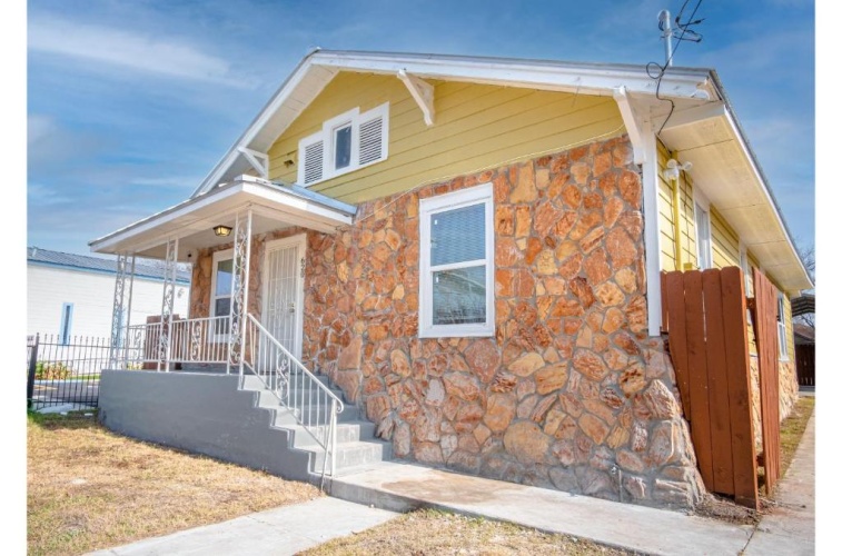 3 Bedrooms Cottage
