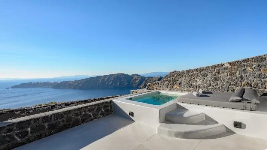 With Heated Plunge Pool Double Suite