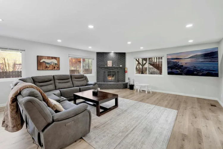 Mountain View Manor #2546