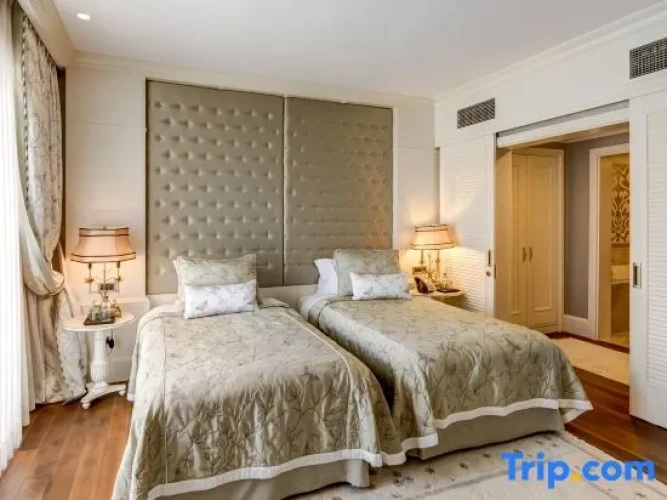 Duplex Suite with balcony