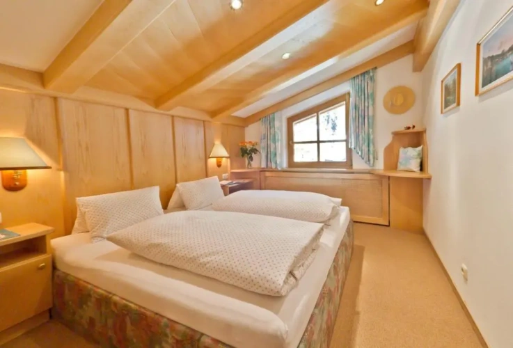1 Bedroom Superior Apartment with balcony
