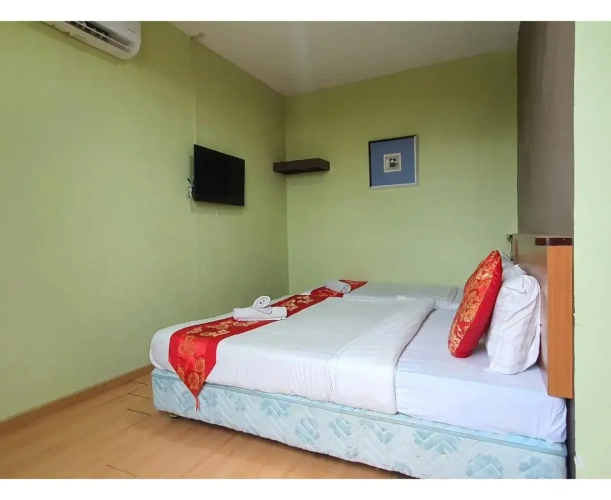 Quadruple Family Suite