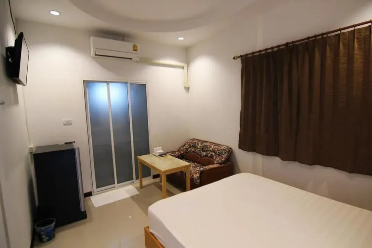 Rojanavee Resort