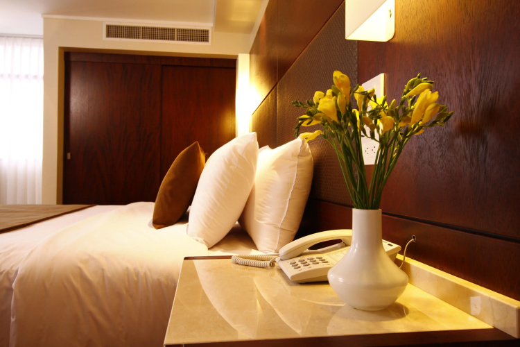Reina Isabel Hotel & Suites