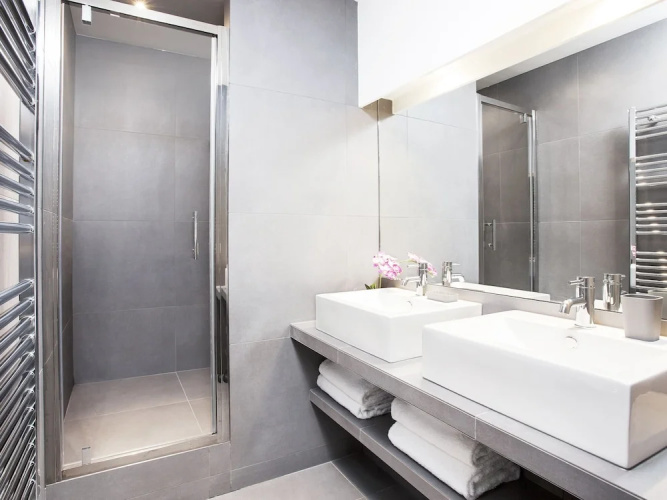 Luxury 3BDR Le Marais II by Livinparis