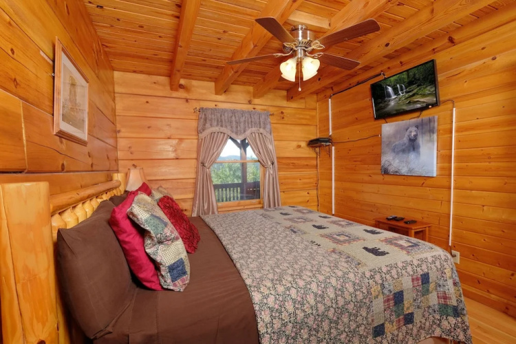 Ultimate Seclusion 1 Bedroom 2 Bathrooms Cabin