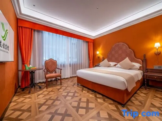 Luxury Family Suite