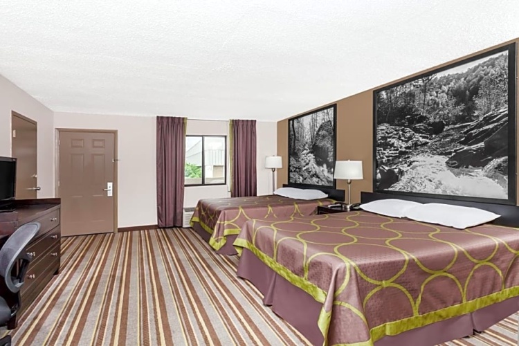 Deluxe Quadruple room