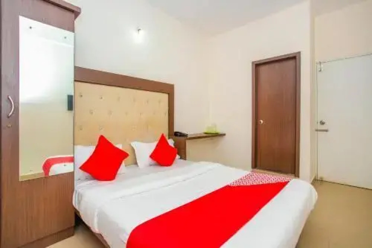 OYO 19124 Rd Inn