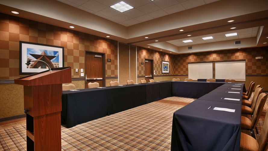 Best Western Premier Bryan College Station photo 37