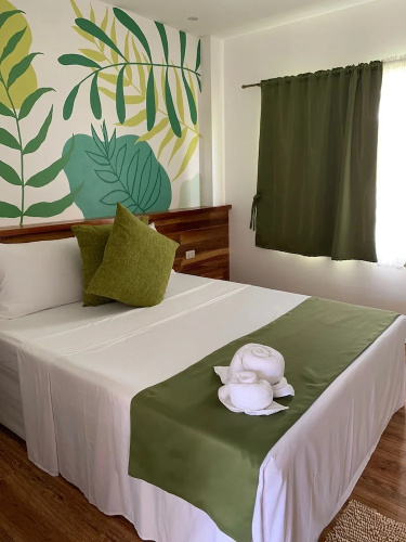Royal Suites Port Barton