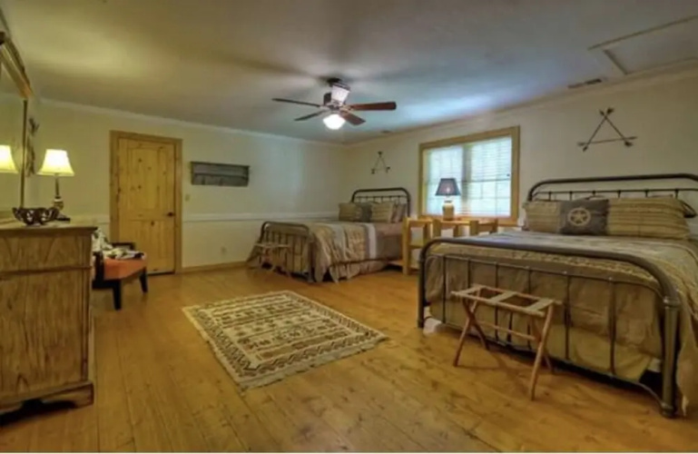 Fox Run Lodge