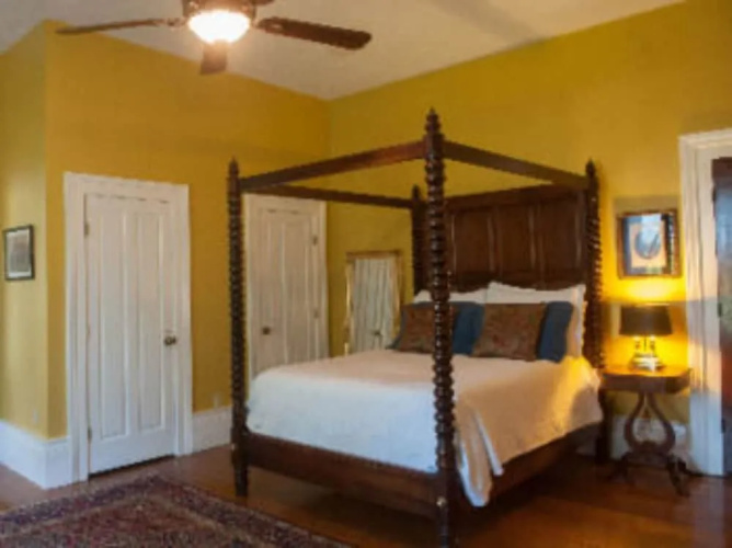 The Denny House
