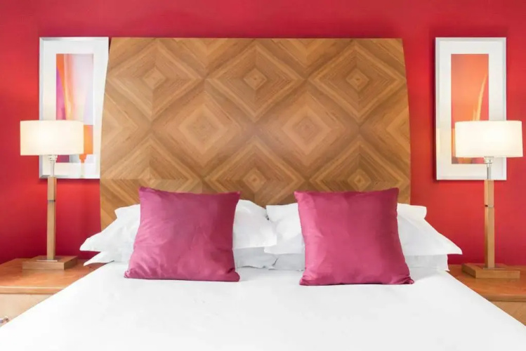 PREMIER SUITES Birmingham