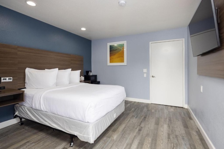 Standard Double room with view