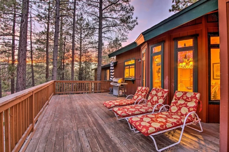 3 Bedrooms Cottage with balcony