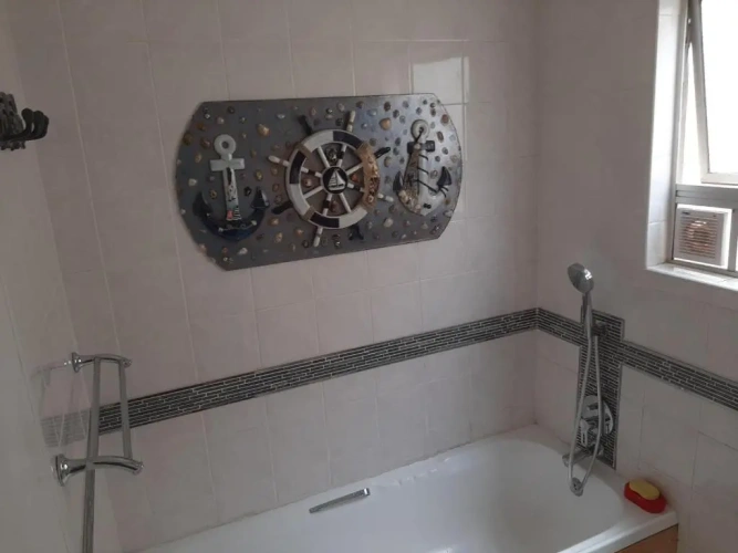 3 Bedrooms Apartment