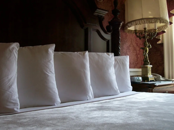 Julia's Bed & Breakfast