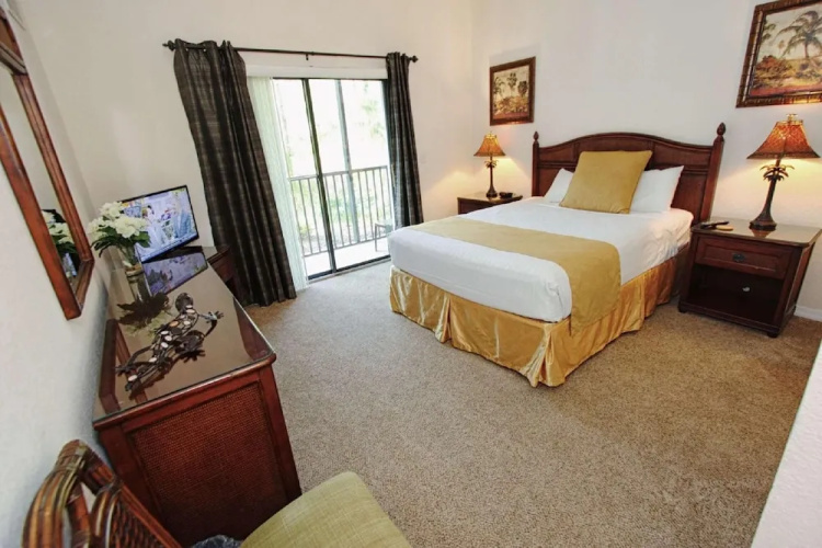 3060 Caribe Cove