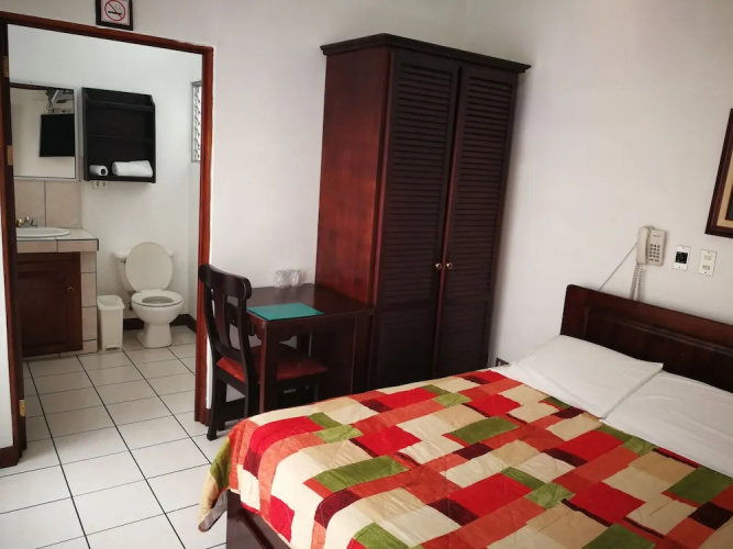 Hotel Hojarascas