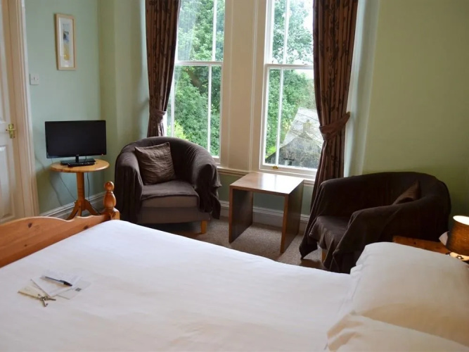 Ashleigh House