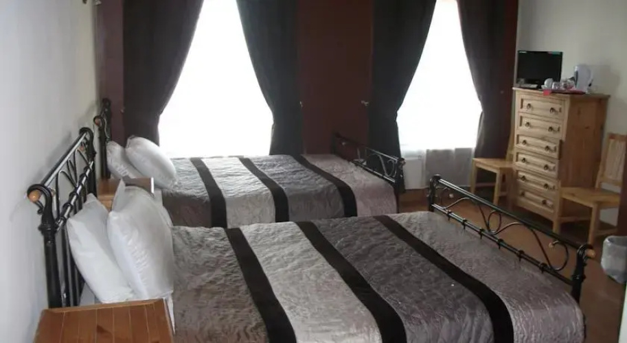 Clare Street B&b