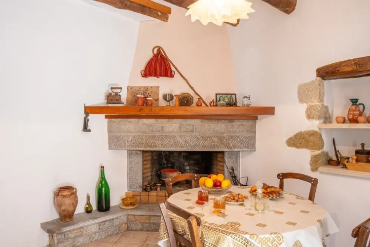 Traditional Cretan House