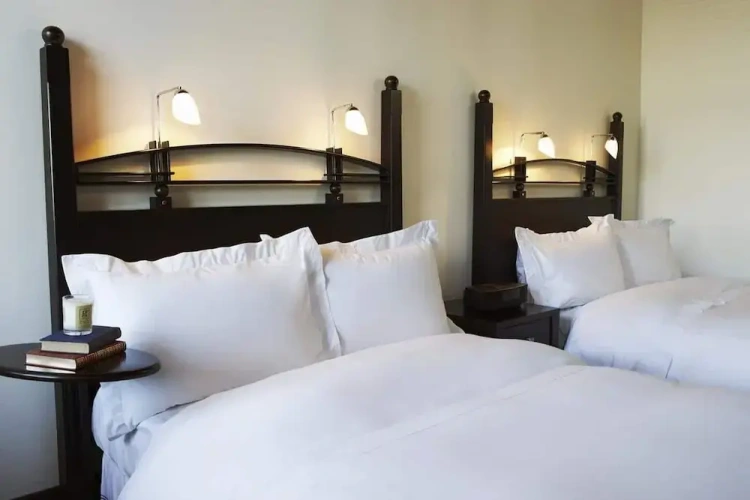 Classic Quadruple room