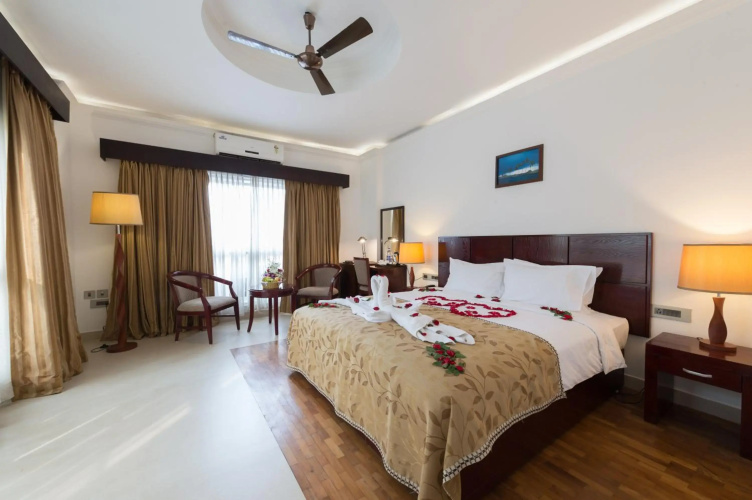 No. 18 Hotel