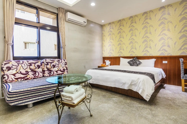 Standard room with garden view