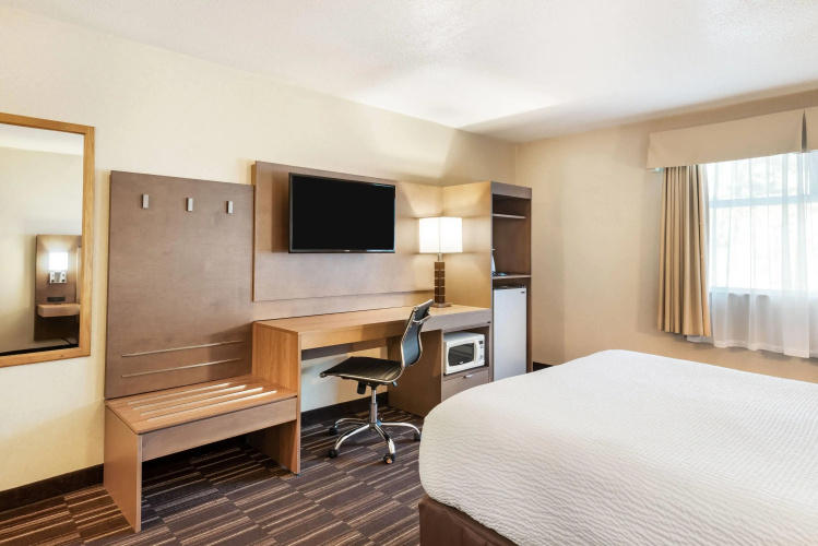 Days Inn By Wyndham Nanaimo photo 7