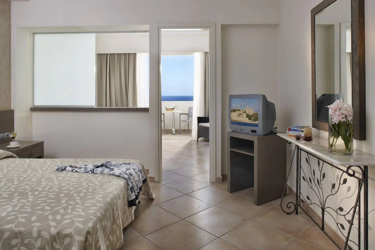 Porto Angeli Beach Resort – All Inclusive