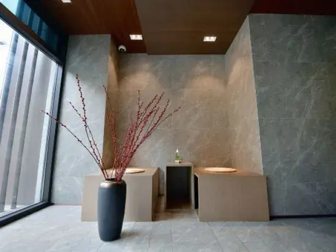 Yixuan Hotel