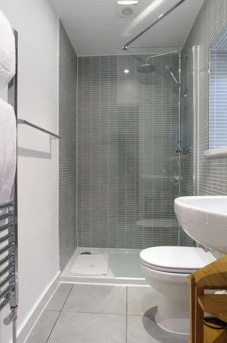 The London Agent Fitzrovia Studio 3