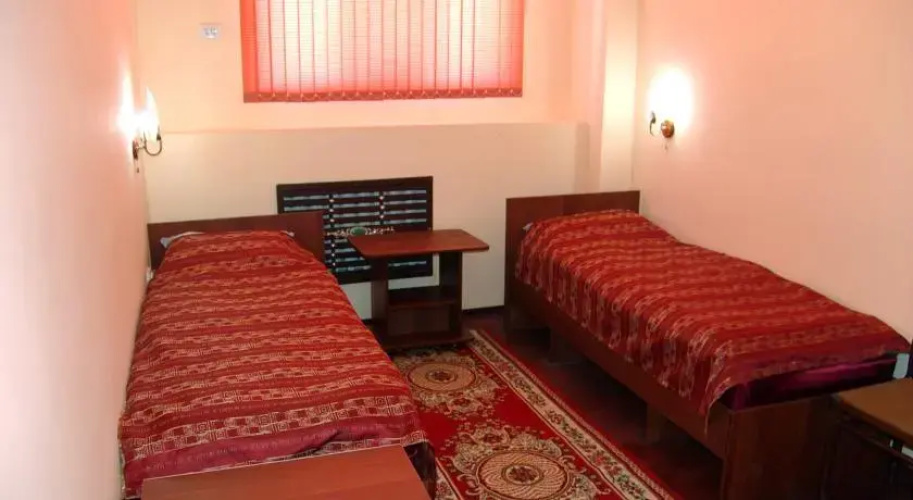Elshod Hotel