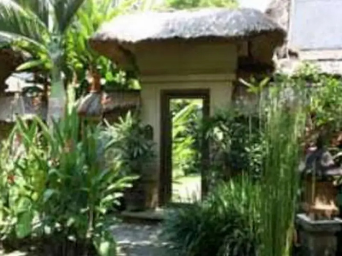 Anom Cottages