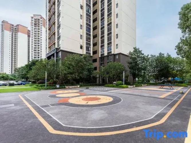 Yahui International Apartment