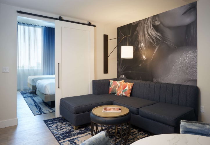 SERENA Hotel Aventura, Tapestry Collection by Hilton photo 6