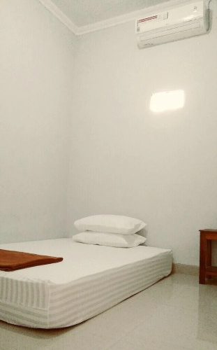 Adikarta Guesthouse Janti