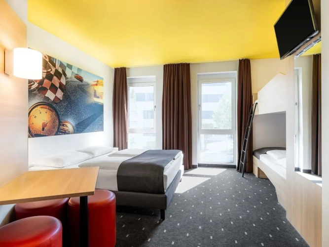 Standard Quadruple room