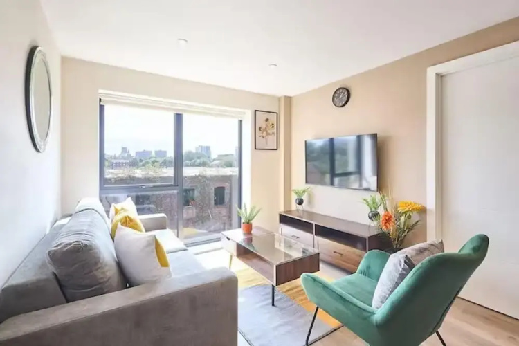Near Xmas Market & Stadium-parking-wifi-sleeps 6