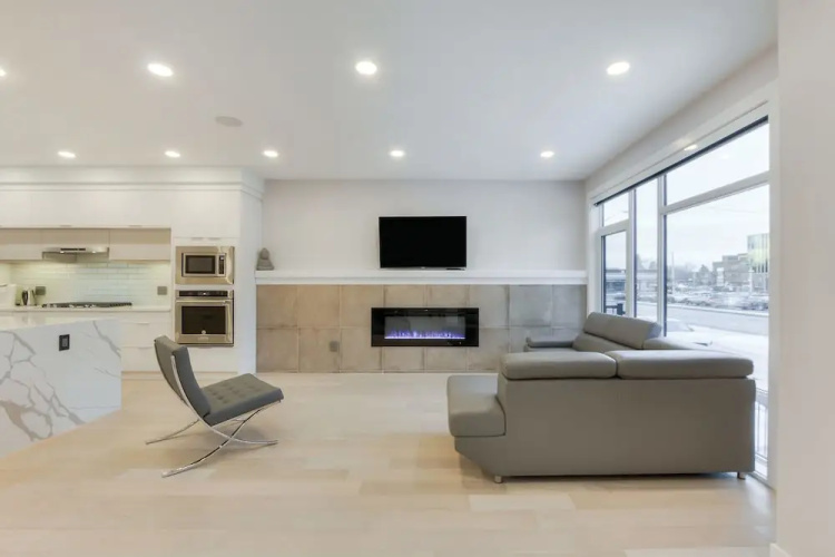 New Luxury Townhome 23