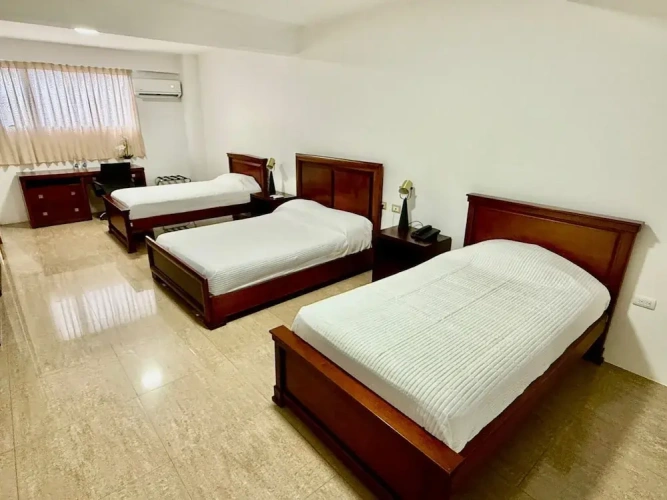Standard Triple room
