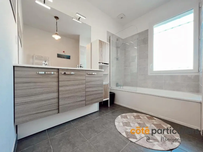 3 Bedrooms Cottage