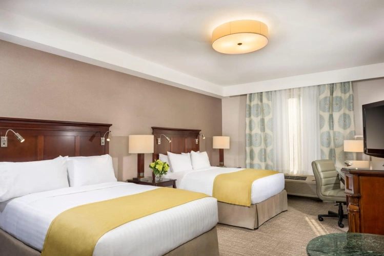 Deluxe Quadruple room