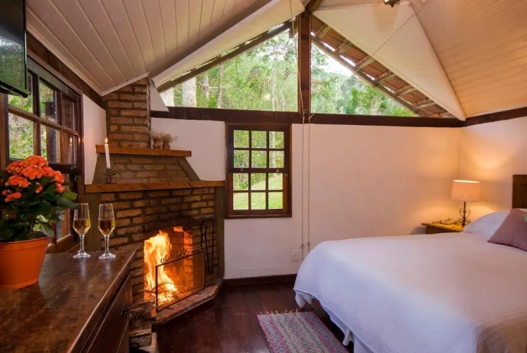 2 Bedrooms Chalet