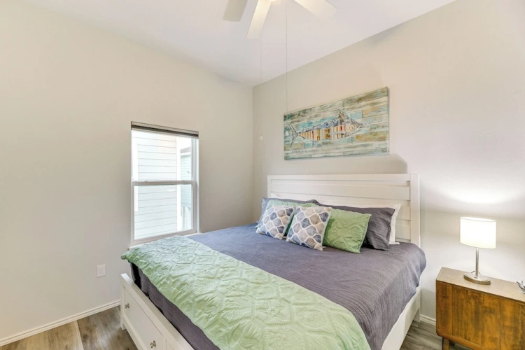 2 Bedrooms Cottage