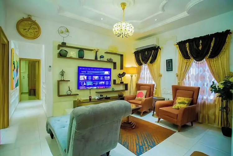 Homestead Apartment