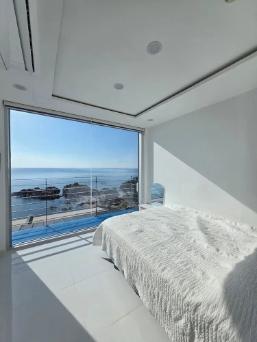 Luxury Double room with balcony and with ocean view