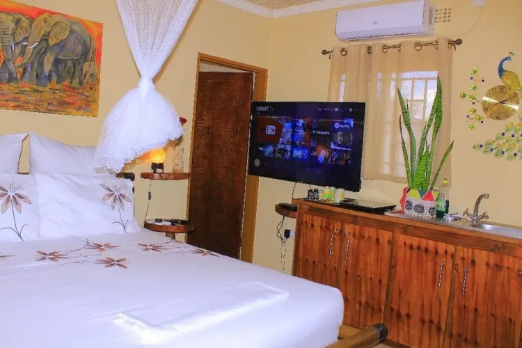 Bush Adventure Guest House